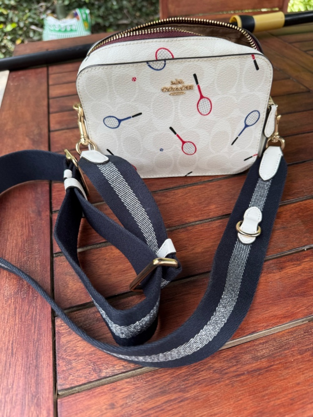 Tennis Enthusiasts - Coach White signature Crossbody with Tennis Print - Picture 7 of 7